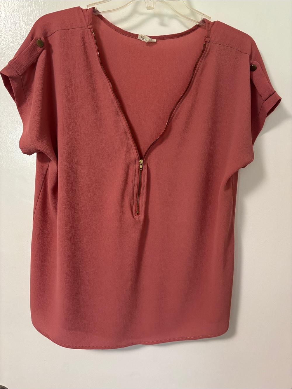 Zip-Front Short Sleeve Blouse in Dusty Rose